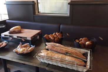 هتل De La Gare  Restaurant Bistro Quai