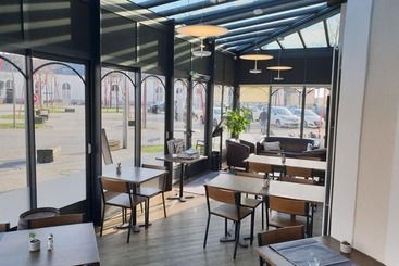 هتل De La Gare  Restaurant Bistro Quai