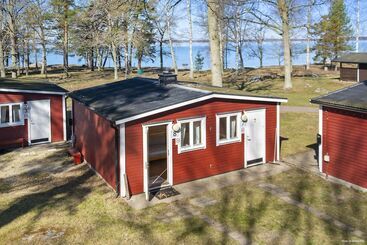 هتل First Camp Ekuddenmariestad