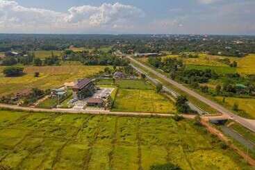 هتل Lampang Vintage