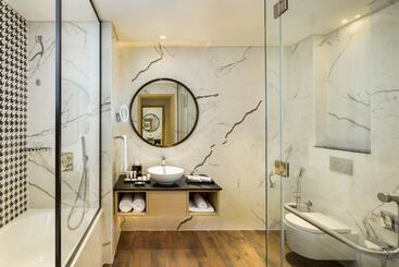 هتل Millennium Al Barsha
