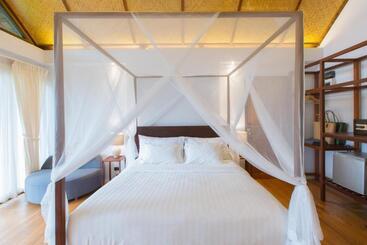 هتل Mira Montra Resort Koh Mak