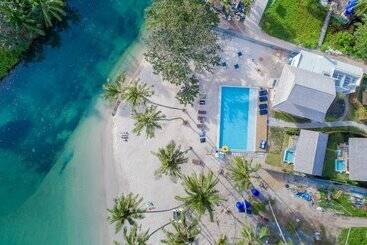 בית מלון כפרי Rest Sea Resort Koh Kood