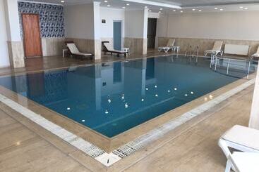 هتل Sayeban Resort & Spa