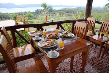 هتل Sunset Resort