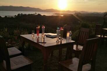 هتل Sunset Resort