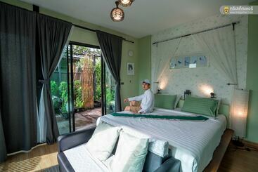 هتل The Proud Green Garden Hill Resort