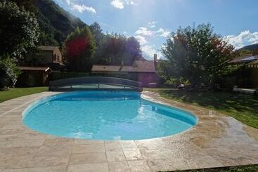 پانسیون Villa Mistral