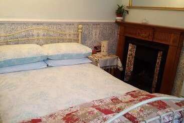 پانسیون White Guest House