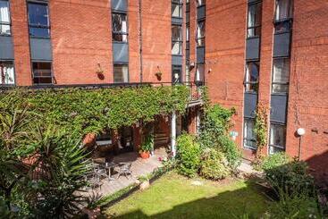 هاستل Lse Rosebery Hall   Campus Accommodation