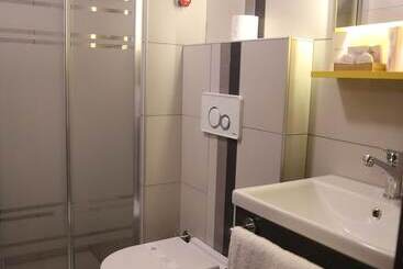 Diasos Otel Buca
