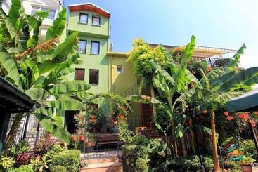 مسافرخانه Emin Butik Otel Amasra