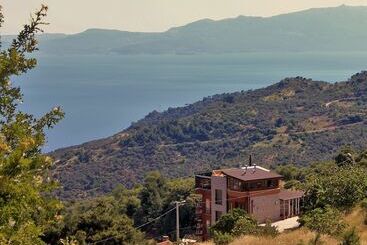 هتل Assos Kayalar Terrace Boutique