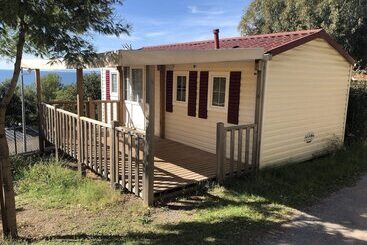 هتل La Cabane De Bob   Saint Raphael