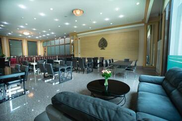 酒店 Pearl Resort And