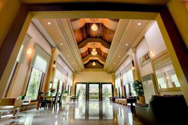 酒店 Pearl Resort And