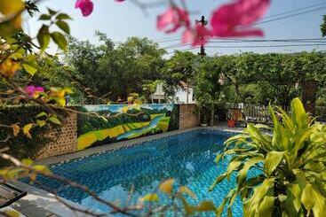 هتل Tam Coc Viet Ha Homestay