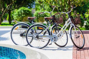 هتل The Retreat Khaolak Resort   Sha Extra Plus