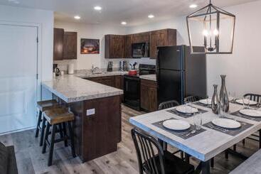 Moab Redcliff Condos