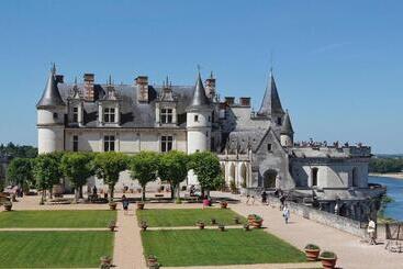 پانسیون Chateau De Nazelles Amboise