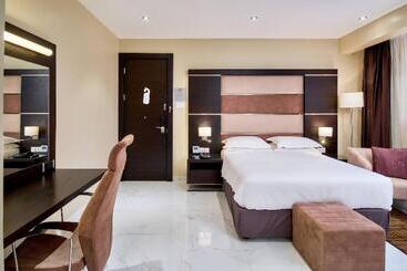 Protea Hotel By Marriott Kampala Skyz