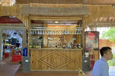 هاستل Quoc Khanh Bamboo Homestay