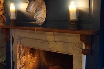 The Barge Inn
