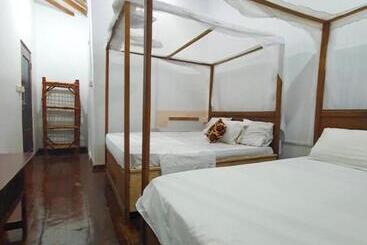 تختخواب و صبحانه Ondo House