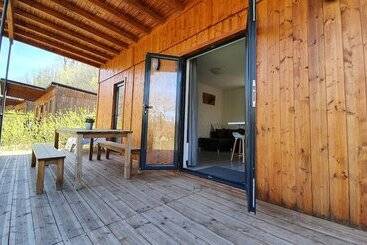 هتل Camping Les Vernieres La Bourboule Sancy