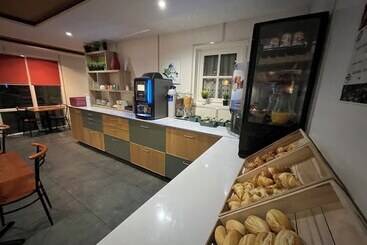 هتل Fasthôtel La Roche Sur Yon