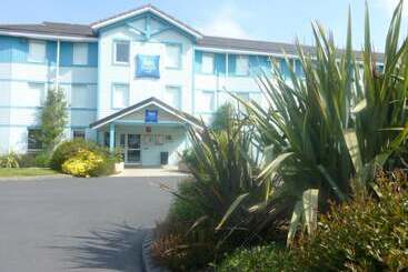 هتل Ibis Budget Granville