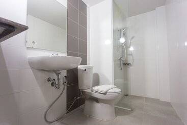 هتل Iron Resort&