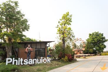 هتل Iron Resort&