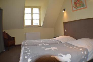 هتل Le Relais Du Morvan