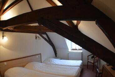 هتل Le Relais Du Morvan