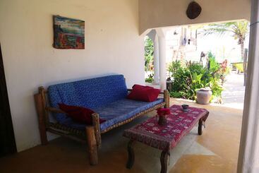 هتل Mango Beach House