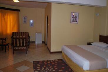 هتل Parkview Inn