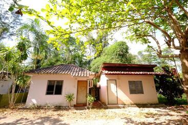 هتل Sangthong Resort