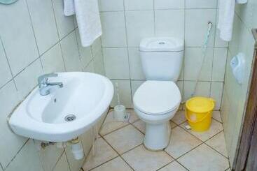 پانسیون Daisy Comfort Home
