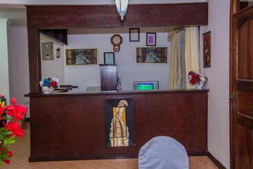 پانسیون Daisy Comfort Home