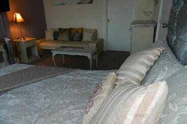 پانسیون Stoneway Guest House