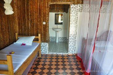 New Jambo Bungalows Hostel