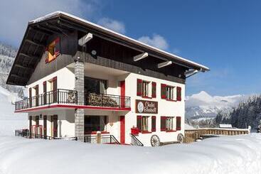 Chalet Bluebell