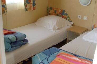 هتل Camping L Apamée