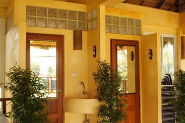 هتل Pulsawat Palm Resort