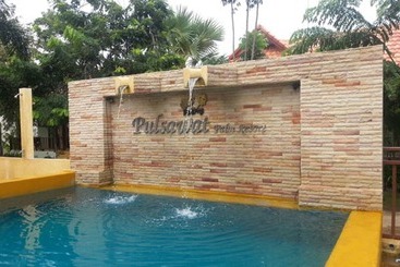 هتل Pulsawat Palm Resort