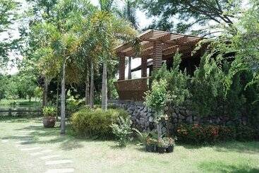 هتل The Lampang Villa