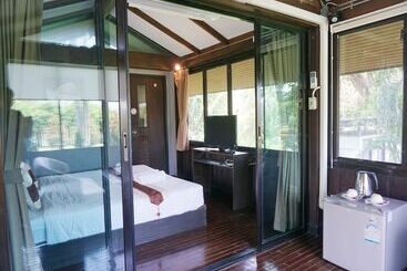 هتل The Lampang Villa