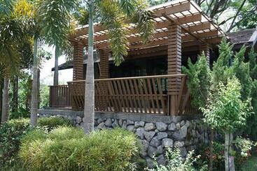 هتل The Lampang Villa