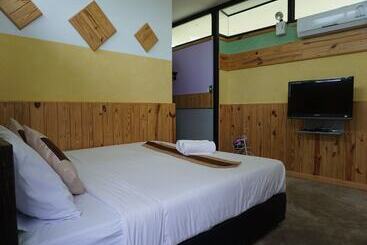 هتل The Lampang Villa
